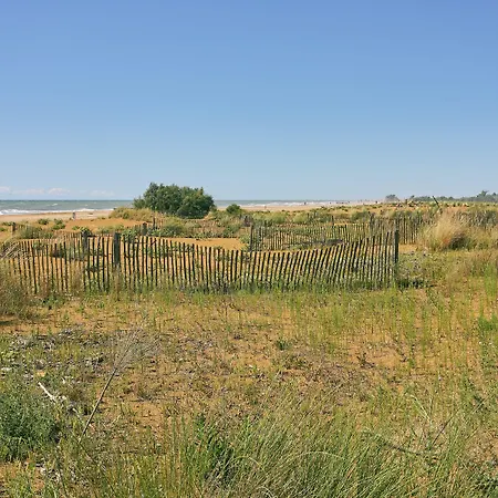 Lovely Flat Next To Lido Dei Pini-beahost *