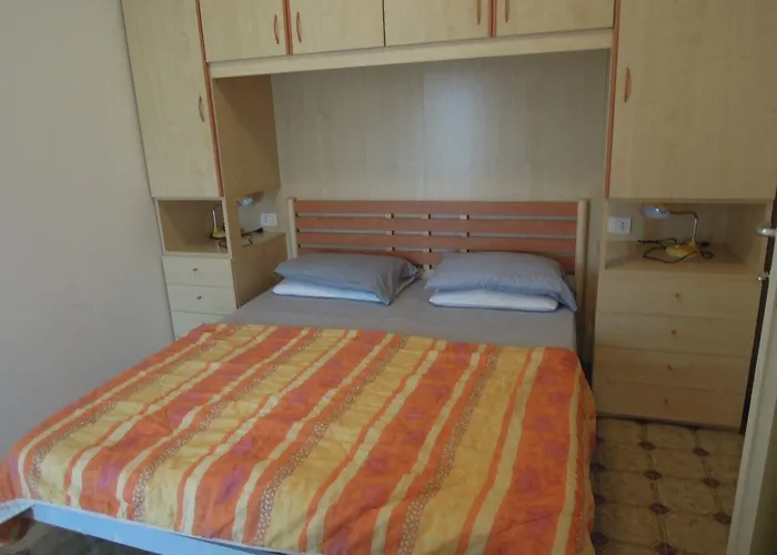 Lovely Flat Next To Lido Dei Pini-beahost Бибионе