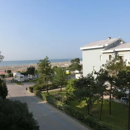 Apartment Lovely Flat Next To Lido Dei Pini-beahost Bibione