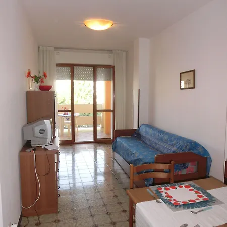 アパート Lovely Flat Next To Lido Dei Pini-beahost *