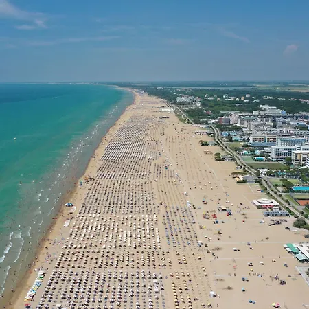 Lovely Flat Next To Lido Dei Pini-beahost Appartamento