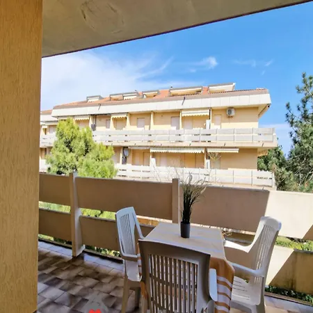 Lovely Flat Next To Lido Dei Pini-beahost * Bibione