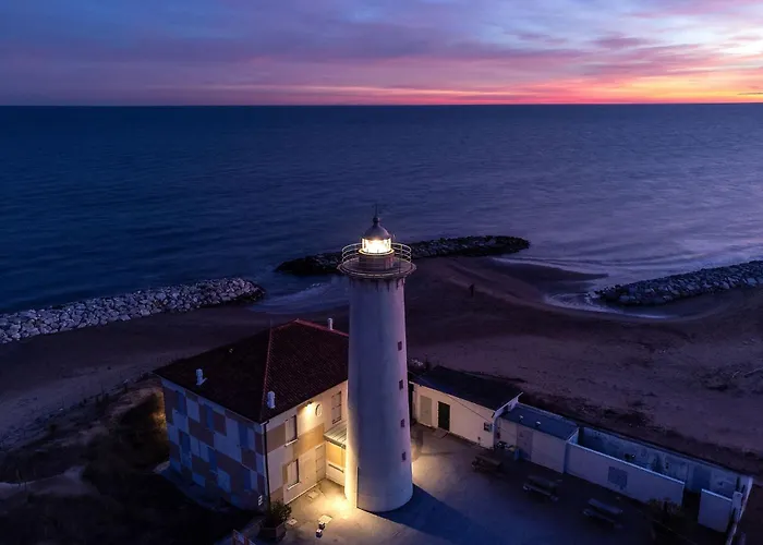 Lovely Flat Next To Lido Dei Pini - Beahost Appartamento